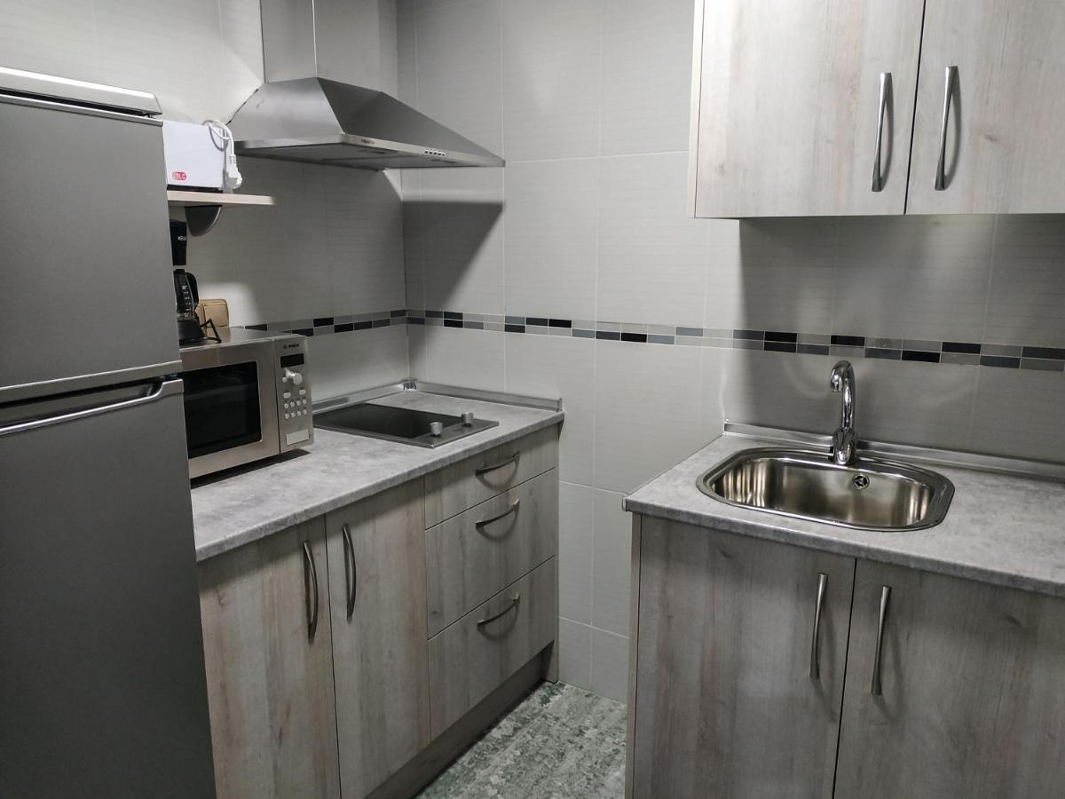 Apartamentos Deluxe San Julian 또레비에하 외부 사진